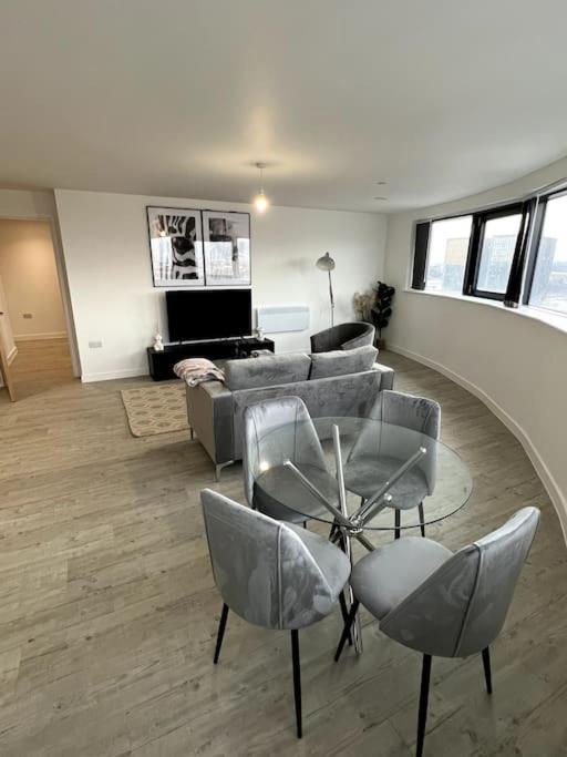 Luxurious City View Apartment In Salford Mánchester Exterior foto