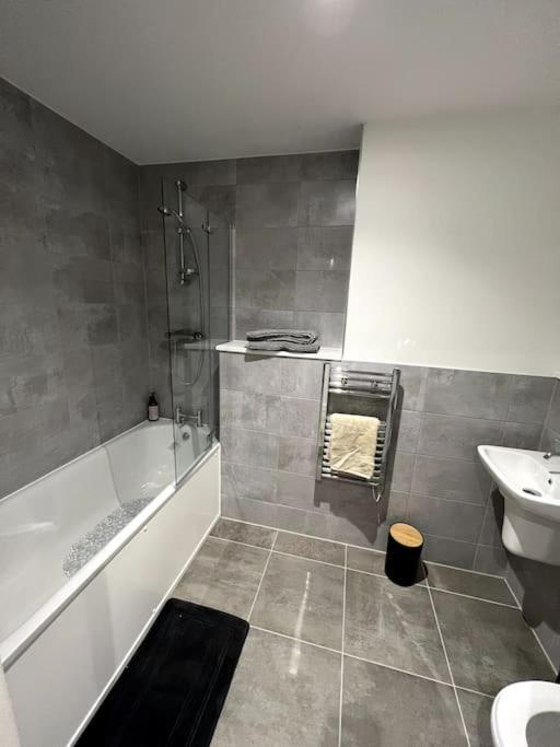 Luxurious City View Apartment In Salford Mánchester Exterior foto