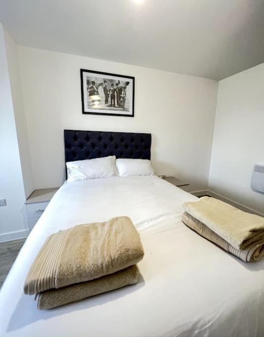 Luxurious City View Apartment In Salford Mánchester Exterior foto